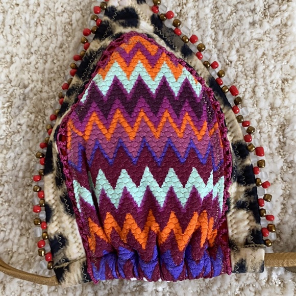 TIGERLILY Bikini Top - Size 10 - Picture 3 of 5